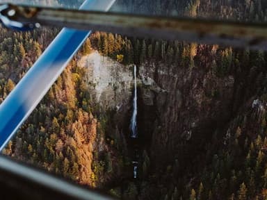 Multnomah Falls and Columbia Gorge Air Tour from Portland — photo 4