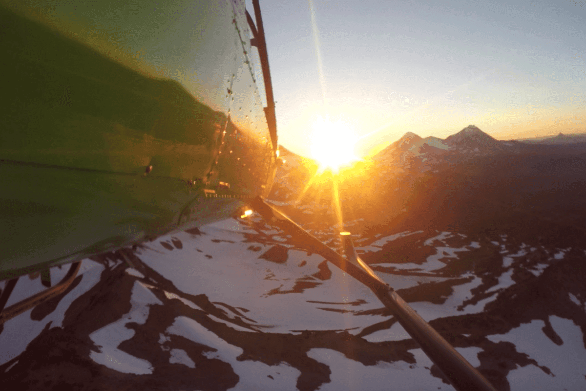 Naturalist Lead Helicopter Tours Cascades Mountains