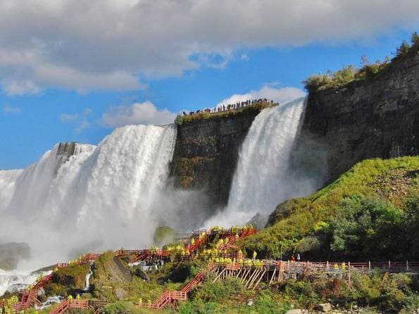 Niagara Falls Helicopter Guided Group Tour
