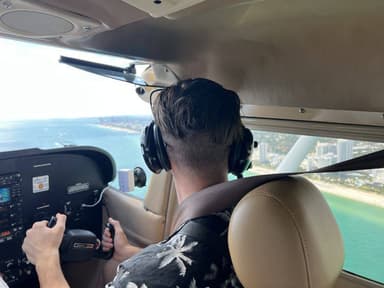 Airplane Flight Lesson: 60-Minute Above Miami — photo 1