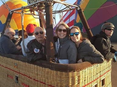 One Hour Hot Air Balloon Flight with Wine Tasting & Breakfast — photo 1