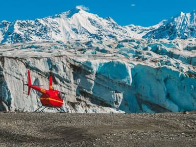 Palmer: "Dogs and Glaciers" Sledding and Helicopter Tour — photo 2