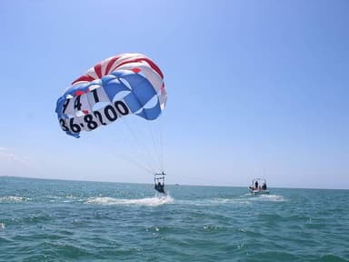 Parasailing on Siesta Key Island — photo 2