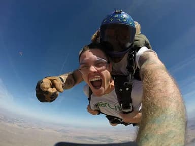 Phoenix Tandem Skydive for Two — photo 1
