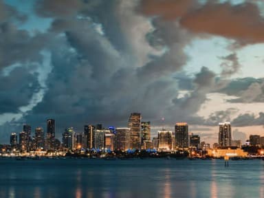 Miami: Romantic Private Airplane Tour with Champagne — photo 4