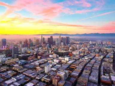 Private Helicopter Tour of Beaches & Downtown Los Angeles from Long Beach — photo 3