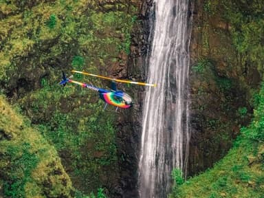 Rainbow Helicopters - Royal Crown of Oahu — photo 3