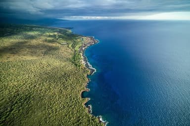 Romantic Kona Coffee & Landing: Private Helicopter Flight — photo 7