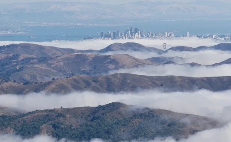 Private Sunset Champagne Helicopter Flight in San Francisco