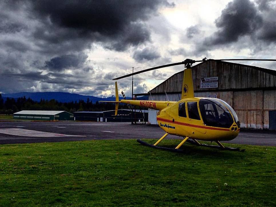 Seattle Area Helicopter Tour Spotlights: the East and Westside