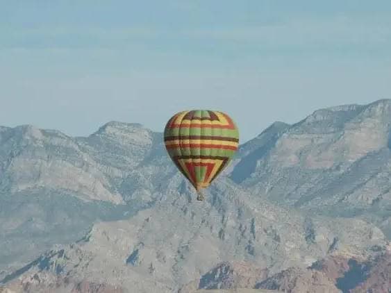 Semi Private Sunrise Balloon Flight - 1 hour