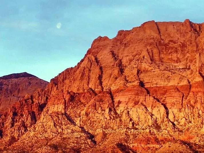 Skyline Helicopter Tours - Red Rock Canyon