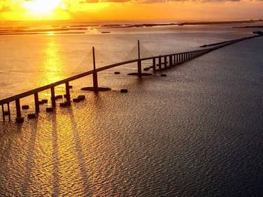 St. Petersburg Skyway Helicopter Tour — photo 1