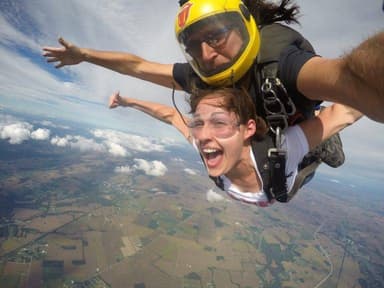 Tandem Skydive in Xenia — photo 1