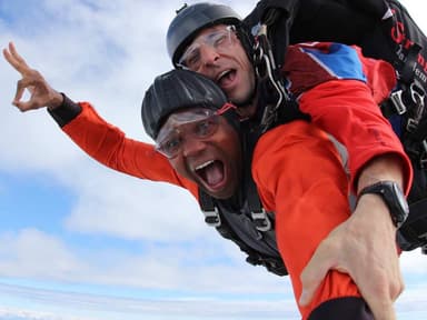 Tandem Skydiving with Skydive Carolina — photo 2