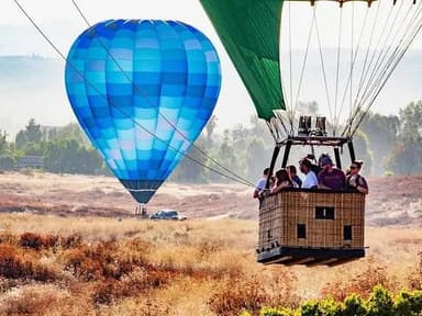 Temecula Private Hot Air Balloon Flight for up to 4 People — photo 1