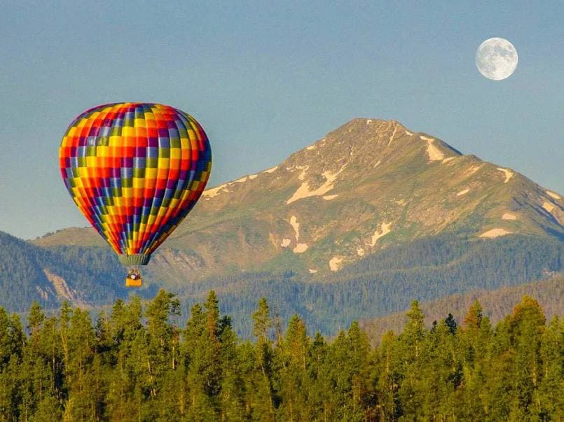 Year-Round Hot Air Balloon Rides Colorado